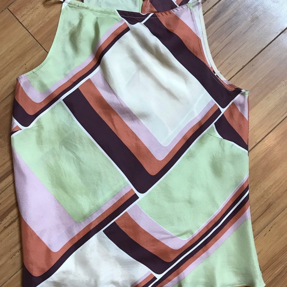Kenneth Cole silk tank top, size 8 - Picture 2 of 4